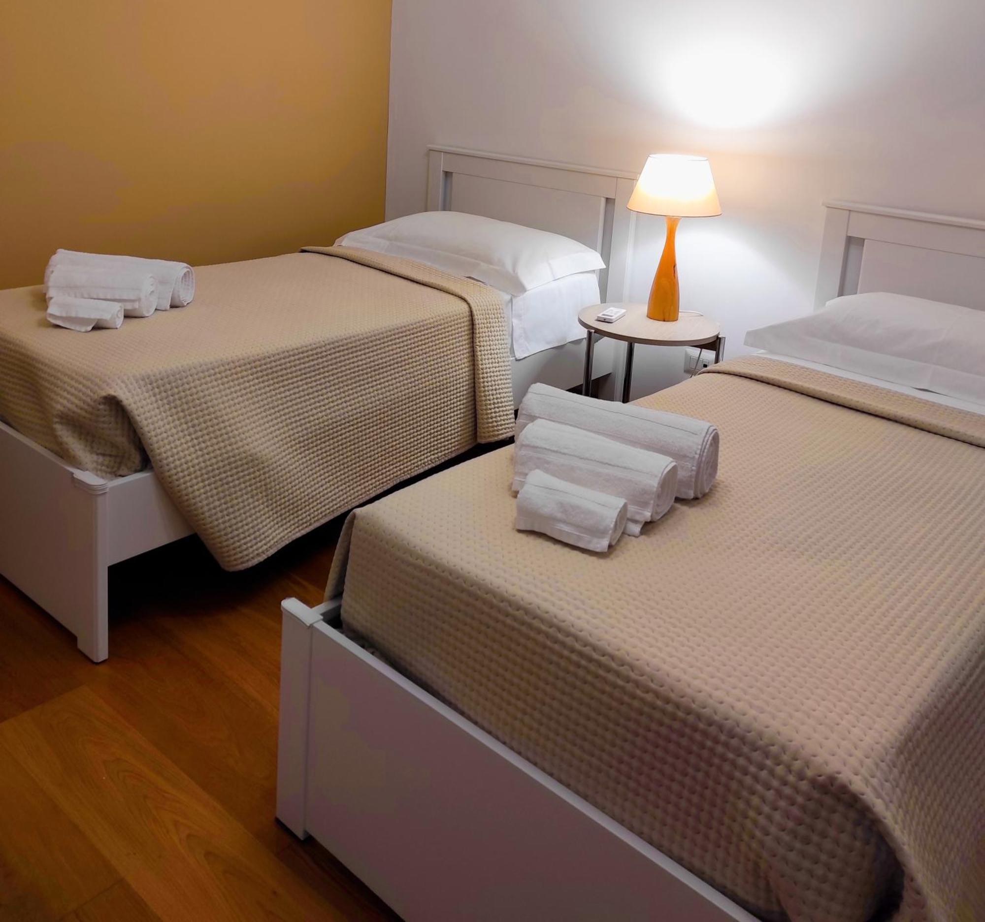 Appartamento Calogiuri Nest Lecce Esterno foto