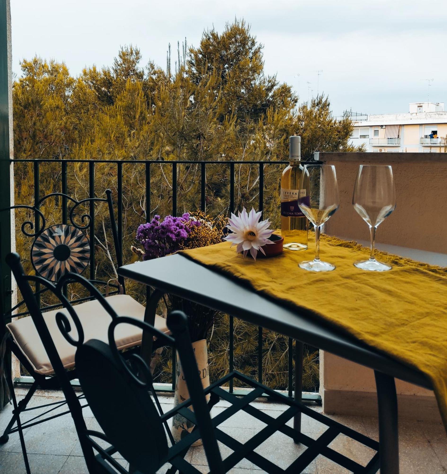 Appartamento Calogiuri Nest Lecce Esterno foto